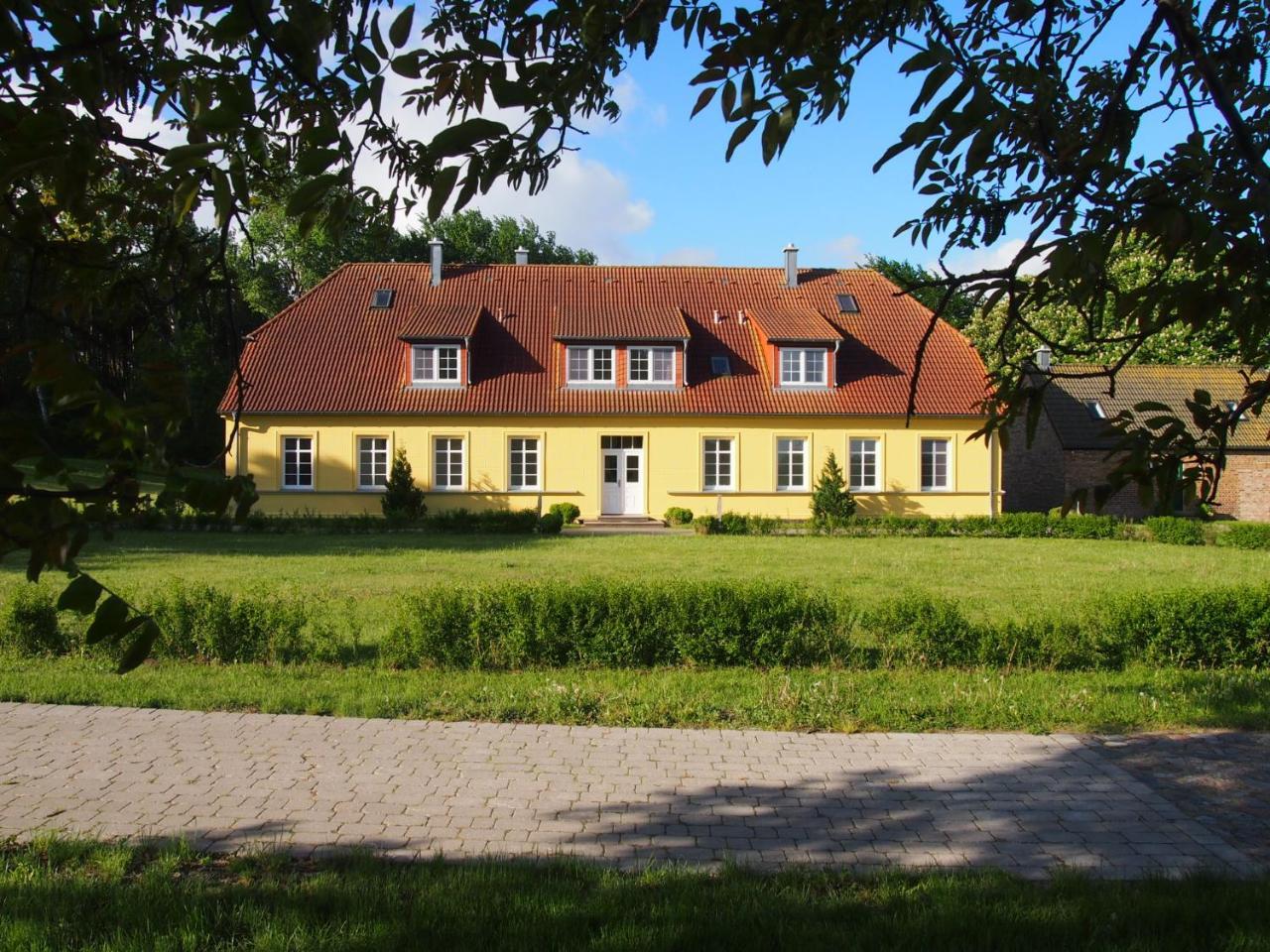 Gut Rattelvitz Insel Ruegen *
